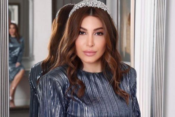 شاهد .. بالصور- بفستان أحمر..يارا تروق "المزاج" بفنجان قهوة