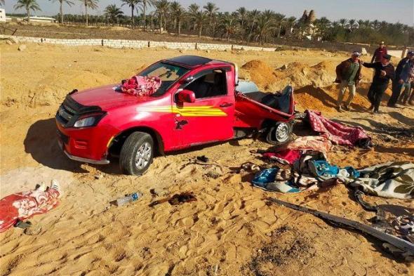 أخبار مصر | بينهم أطفال .. بالأسماء إصابة أكثر من 9 أشخاص في حادث انقلاب على الطريق الصحراوي الشرقي الجديد