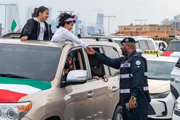 «العيون الساهرة» تُشارك جموع المواطنين فرحة العيد الوطني