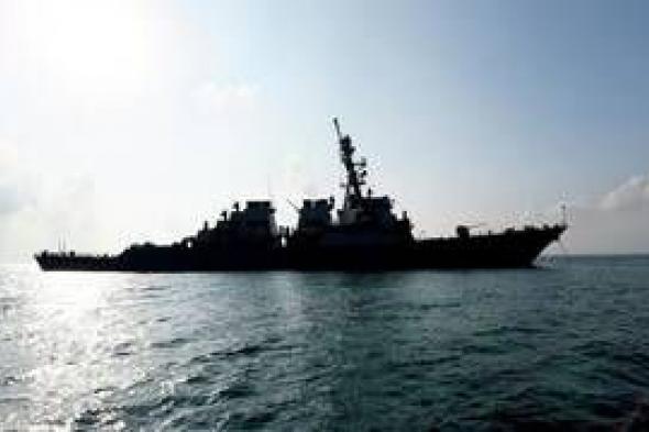 مفاجأة مدوية وغير متوقعة .. قراصنة يخطفون سفينة إيرانية في البحر الأحمر؟