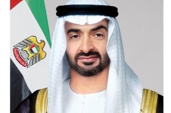 رئيس الإمارات وأمير قطر يؤكدان ضرورة العمل من أجل منع توسيع الصراع بالمنطقة