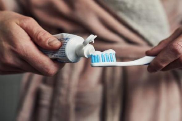 طبيبة أمريكية تحذر من خطأ القاتل .. 3 حالات لا ينبغي فيها تنظيف الأسنان بالفرشاة؟