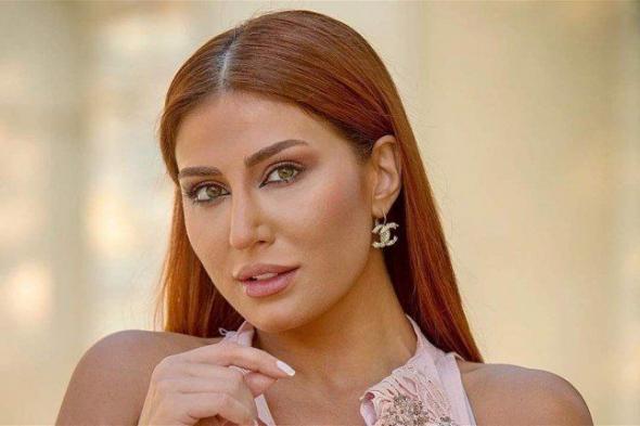 هبة نور في ورطة بعدما نشرت فيديو خاص لها بالخطأ.. القصة ومافيها
