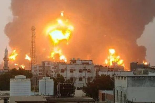 وسائل إعلام عبرية: 18 طائرة و10 أطنان من المتفجرات للهجوم على ميناء الحديدة