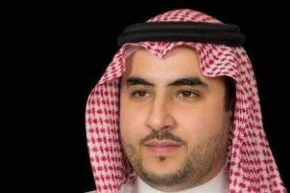 وزير الدفاع السعودي و رئيس الإمارات بقصر الشاطئ بأبو ظبي يتباحثان حول أمن المنطقة