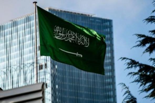 الخارجية السعودية تبدأ تطبيق اللائحة الجديدة لإصدار تأشيرة الزيارة العائلية