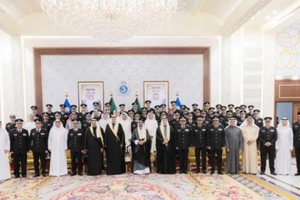 الأمير لرجال «الداخلية»: تطبيق القانون على الجميع بحزم وعدل وحياد