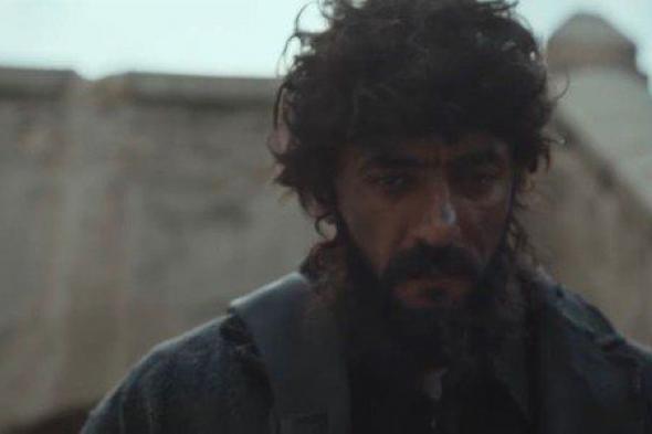 شاهد .. أحمد العوضي يعتذر لجمهور «علي كلاي» بعد الحلقة 22.. الحزن يسيطر على الأحداث