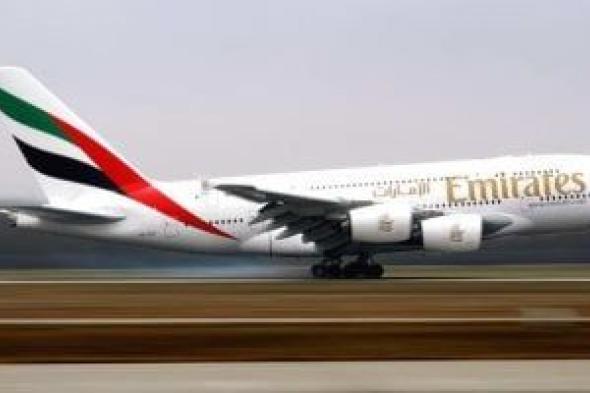 الإمارات تعلن عودة حركة الطيران تدريجيا